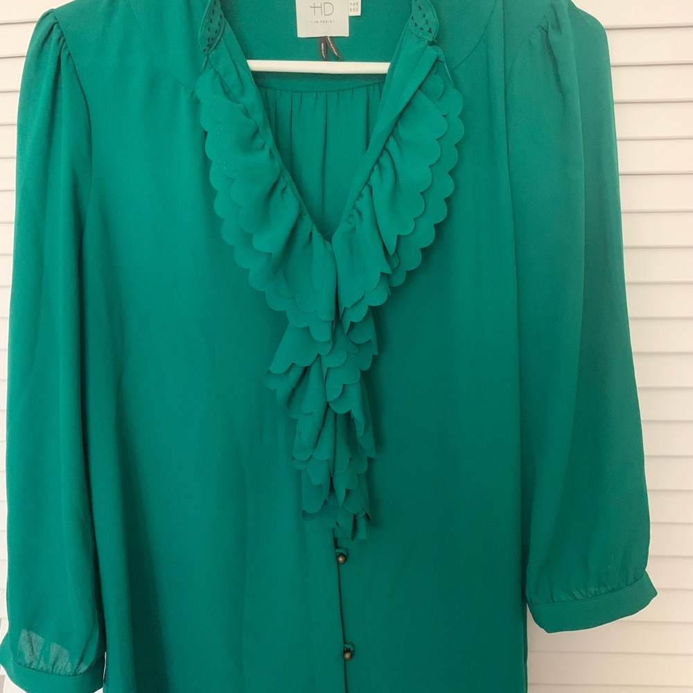 Anthropologie HD in Paris Green Ruffled Blouse